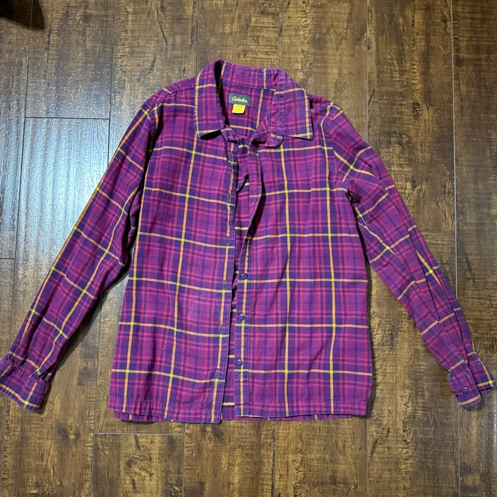 Women’s Cabela’s Plaid Button-Up Shirt